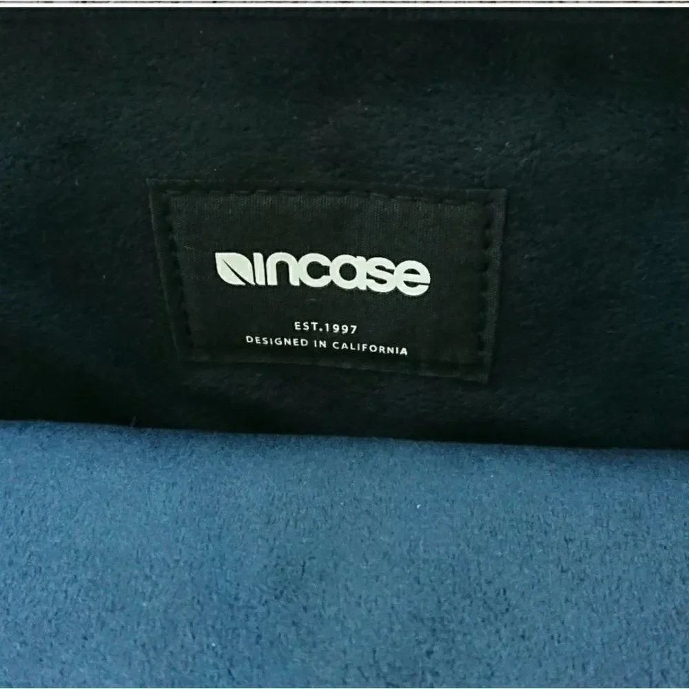 Brand new - Incase Slim Sleeve for MacBook 12